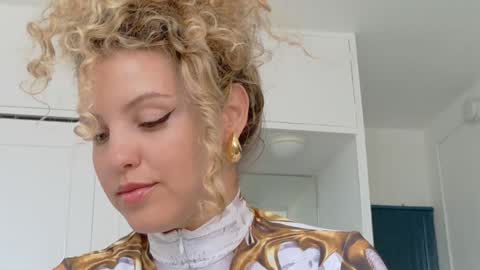 Lily Marie online show from 23, 5, 2026