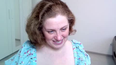 Ella online show from 27, 2, 2025