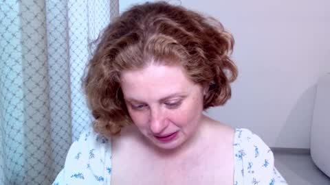 Ella online show from 9, 10, 2025