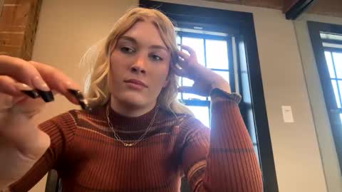 Snapshot of thelittlebambii chatting on 8, 1, 2025 Little Bambii online show from 8, 1, 2025