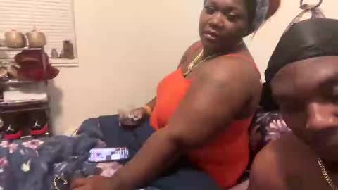 Snapshot of them1616 chatting on 5, 10, 2025 them1616 online show from 5, 10, 2025