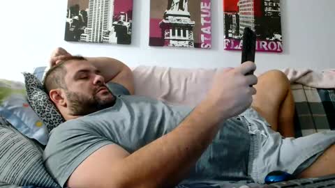 Snapshot of themastercomander chatting on 12, 1, 2025 Big Alpha Daddy Master online show from 12, 1, 2025