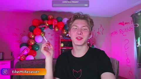 Snapshot of themikesever chatting on 16, 12, 2024 Sever online show from 16, 12, 2024