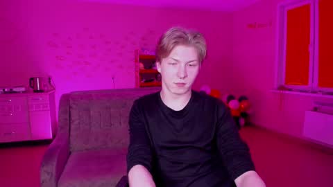 Snapshot of themikesever chatting on 4, 2, 2025 Sever online show from 4, 2, 2025