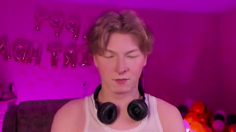 Snapshot of themikesever chatting on 19, 2, 2025 Sever online show from 19, 2, 2025