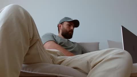 TheMonarchGoat online show from 10, 9, 2025