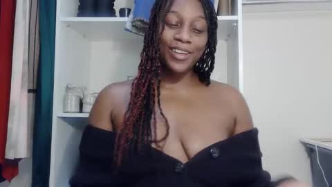 TheNaturalGoddess online show from 4, 12, 2025