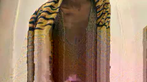 Snapshot of thenymphshow chatting on 16, 12, 2025 thenymphshow online show from 16, 12, 2025