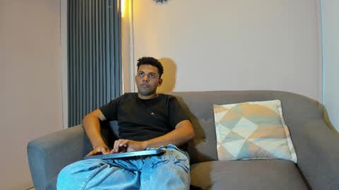 theo_morris online show from 2, 3, 2026