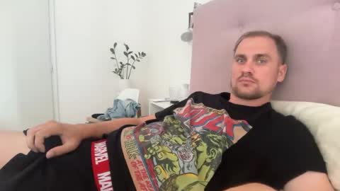 Snapshot of theonetojerkwith chatting on 26, 7, 2026 theonetojerkwith online show from 26, 7, 2026