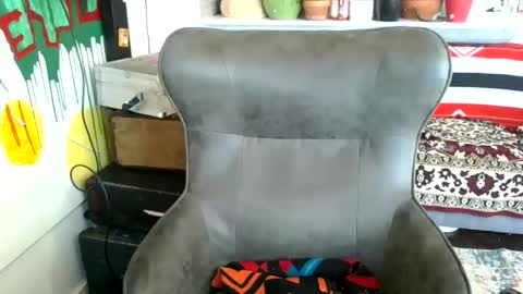 Snapshot of theoutfitter chatting on 11, 2, 2025 MISTERPOWERS online show from 11, 2, 2025