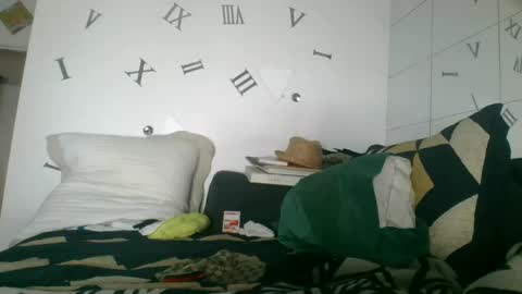 Snapshot of theoutfitter chatting on 28, 9, 2025 MISTERPOWERS online show from 28, 9, 2025