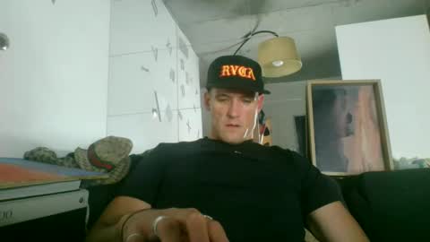 Snapshot of theoutfitter chatting on 2, 10, 2025 MISTERPOWERS online show from 2, 10, 2025