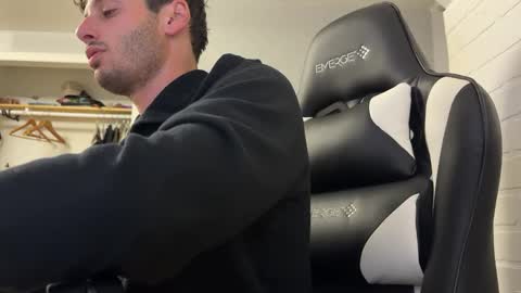 therealdylansdick online show from 28, 9, 2025