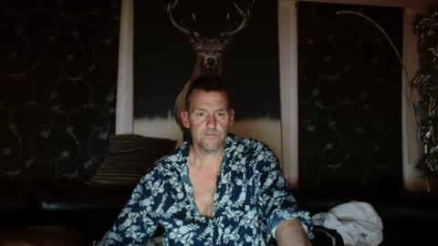 therealkurva4u online show from 18, 7, 2026