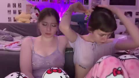 LISA                                            online show from 14, 1, 2025