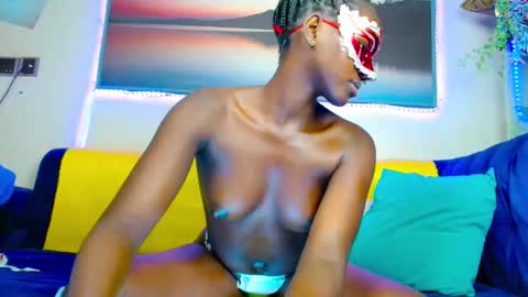 Snapshot of thesexy_kittydoll chatting on 23, 9, 2025 thesexy_kittydoll online show from 23, 9, 2025