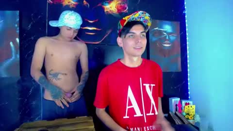 Snapshot of theshamefulboys chatting on 22, 6, 2026 David y Daniel online show from 22, 6, 2026