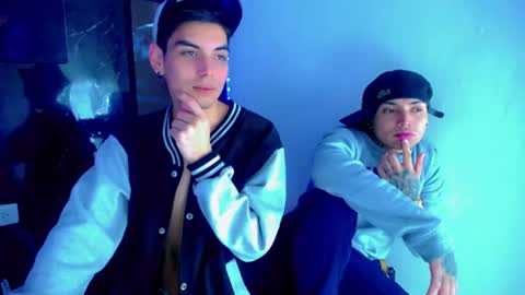 Snapshot of theshamefulboys chatting on 10, 7, 2026 David y Daniel online show from 10, 7, 2026