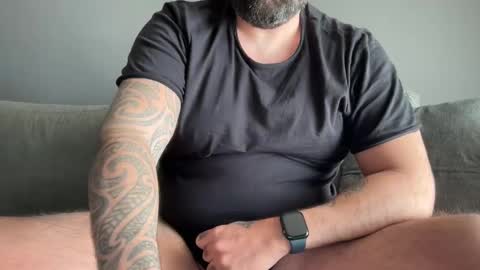 Snapshot of thessalonikios1987 chatting on 30, 12, 2024 Hornyforyou online show from 30, 12, 2024