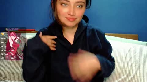 Snapshot of thesweethari chatting on 5, 12, 2025 I dont do real meetings My bio online show from 5, 12, 2025
