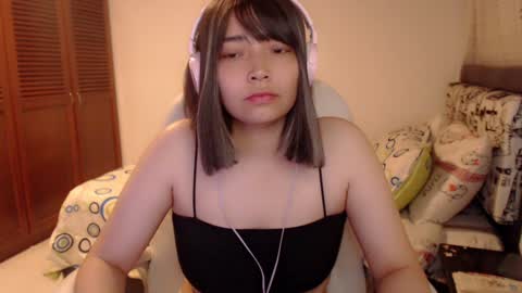 Snapshot of thetalkingbutt chatting on 4, 12, 2024 Mai online show from 4, 12, 2024