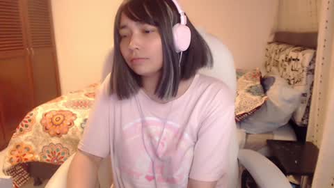 Snapshot of thetalkingbutt chatting on 5, 1, 2025 Mai online show from 5, 1, 2025