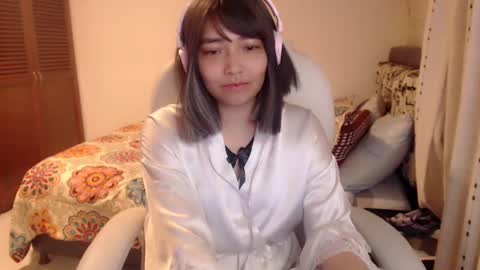 Snapshot of thetalkingbutt chatting on 15, 2, 2025 Mai online show from 15, 2, 2025