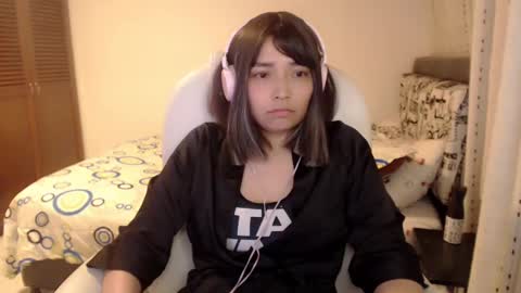 Snapshot of thetalkingbutt chatting on 24, 2, 2025 Mai online show from 24, 2, 2025