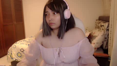 Snapshot of thetalkingbutt chatting on 2, 3, 2025 Mai online show from 2, 3, 2025