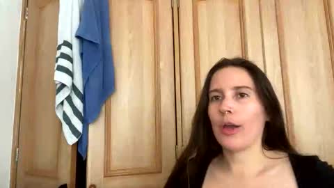 Snapshot of thetropicalseduction chatting on 18, 10, 2025 Nicole online show from 18, 10, 2025
