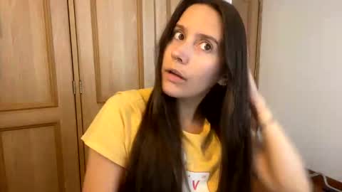 Snapshot of thetropicalseduction chatting on 3, 11, 2025 Nicole online show from 3, 11, 2025