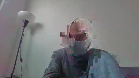 Snapshot of thetubedscarfguy chatting on 26, 2, 2025 Scarf guy online show from 26, 2, 2025