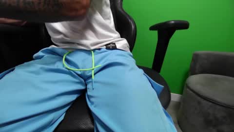 Snapshot of thevulvaaddict chatting on 8, 6, 2026 TheVulvaAddict aka kuruptxxx online show from 8, 6, 2026