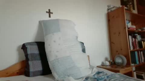 Snapshot of thhe13 chatting on 17, 9, 2025 thhe13 online show from 17, 9, 2025