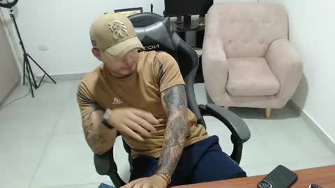 Snapshot of thiago_420 chatting on 15, 6, 2026 thiago_420 online show from 15, 6, 2026