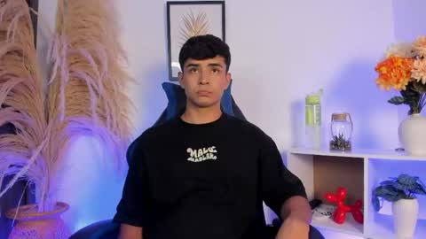 Snapshot of thiago_connor21 chatting on 17, 5, 2026 Thiago online show from 17, 5, 2026