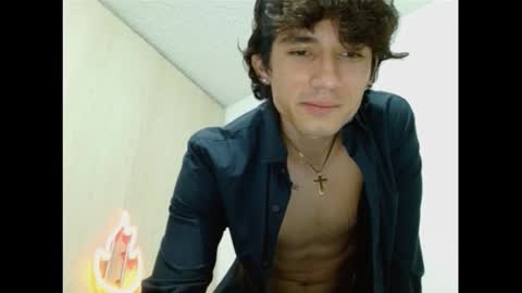thiago_deseo69 online show from 10, 9, 2025