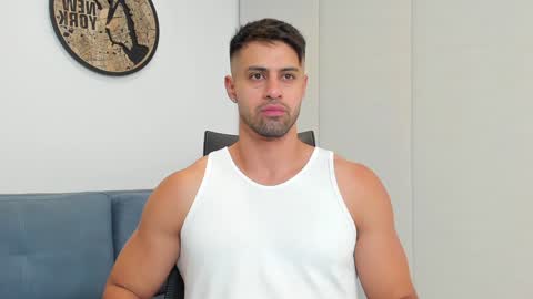 thiago_driussi online show from 12, 1, 2025