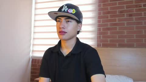 Snapshot of thiago_dv chatting on 17, 6, 2026 Thiago online show from 17, 6, 2026
