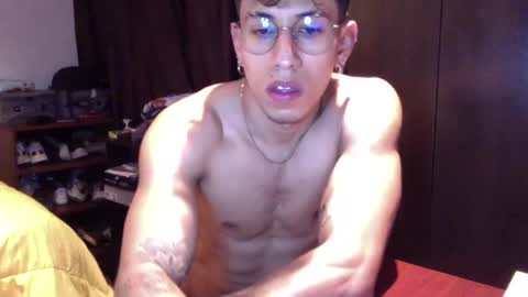 Snapshot of thiago_happy chatting on 24, 2, 2025 thiago_happy online show from 24, 2, 2025