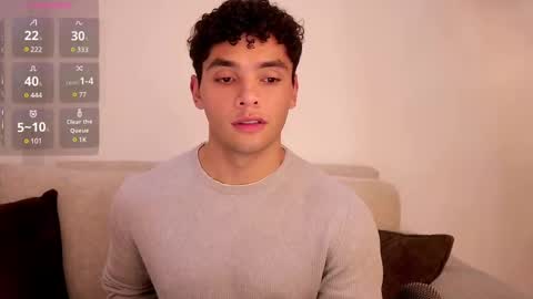 Snapshot of thiago_l chatting on 25, 2, 2025 Just Thiago online show from 25, 2, 2025