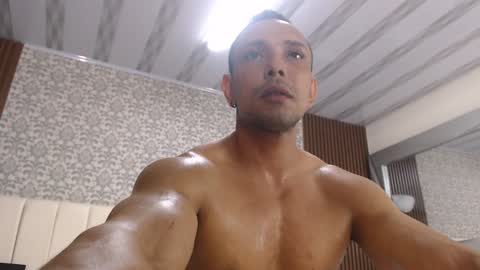 Thiago Summers online show from 7, 12, 2024