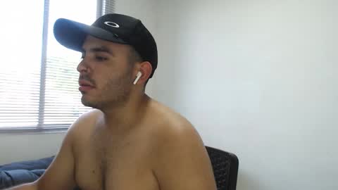 Thiago online show from 29, 10, 2025