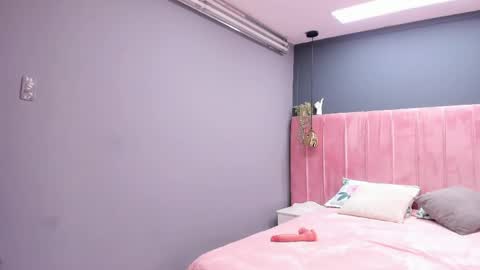 Snapshot of thiara_gh chatting on 24, 5, 2026 thiara_gh online show from 24, 5, 2026