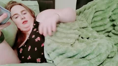 Snapshot of thiccjess420 chatting on 16, 11, 2025 Jess online show from 16, 11, 2025