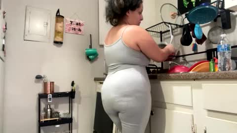 Snapshot of thiccxe chatting on 12, 9, 2025 GinWitDaJuice online show from 12, 9, 2025
