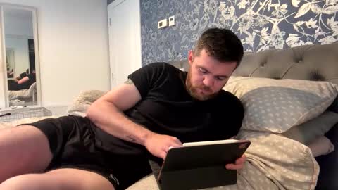 thickandmeaty9incher online show from 10, 9, 2025