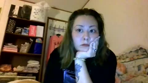 Snapshot of thickassazn93 chatting on 10, 11, 2025 thickassazn93 online show from 10, 11, 2025