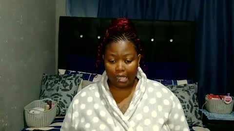 Snapshot of thickcaramel_p chatting on 15, 5, 2026 phindy online show from 15, 5, 2026